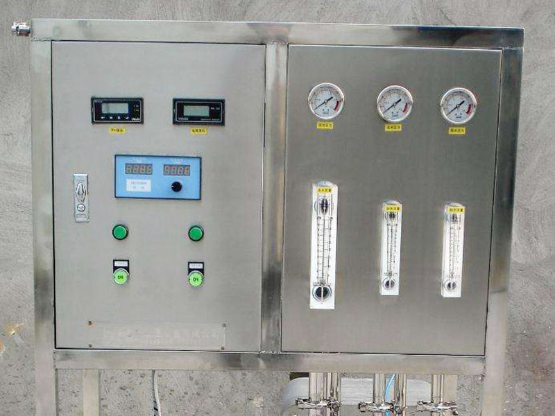 edi模塊原水首先進入水箱，經(jīng)過原水泵